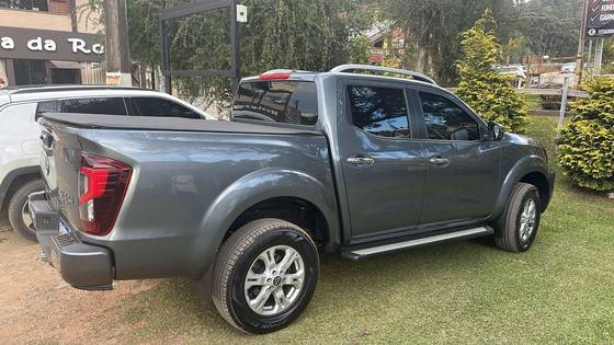 NISSAN FRONTIER 2.3 16V TURBO DIESEL XE CD 4X4 AUTOMÁTICO NISSAN FRONTIER 2.3 16V TURBO DIESEL XE CD 4X4 AUTOMÁTICO